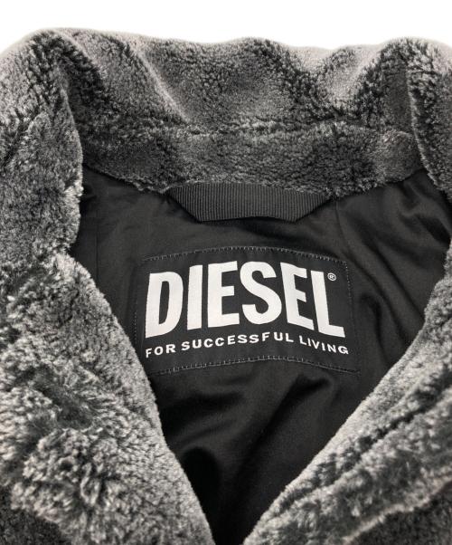 DIESEL（ディーゼル）DIESEL (ディーゼル) RO-OUT フェイクファーコート グレー サイズ:Lの古着・服飾アイテム
