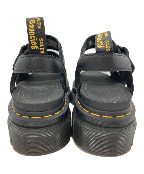 Dr.Martens（ドクターマーチン）Dr.Martens (ドクターマーチン) RICKI 3-STRAP SANDAL ブラック サイズ:38の古着・服飾アイテム