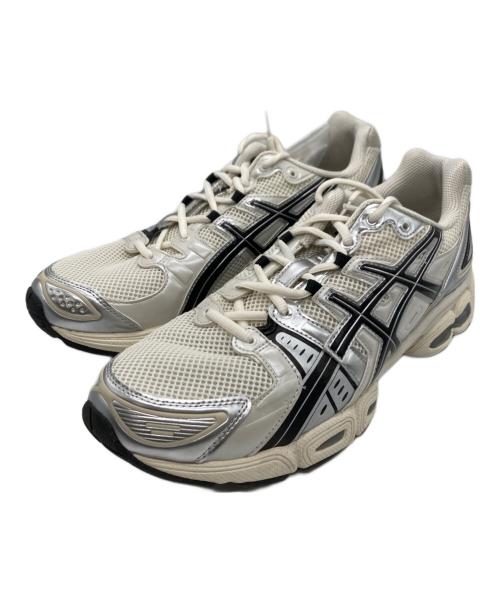 asics（アシックス）asics (アシックス) GEL-NIMBUS 9 ホワイト サイズ:29.5cmの古着・服飾アイテム