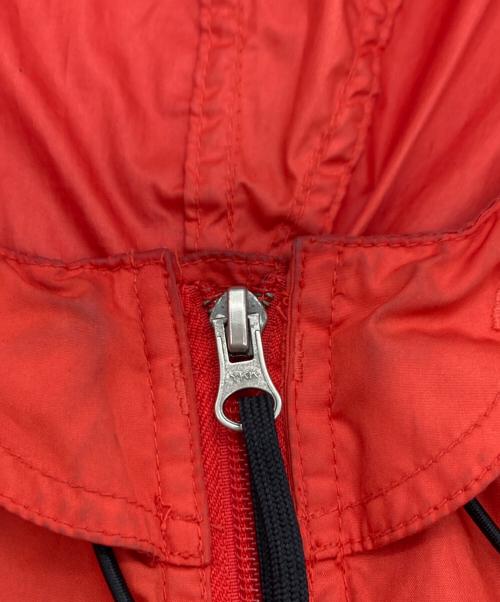 NIKE ACG（ナイキエーシージー）NIKE ACG (ナイキエージーシー) ［古着］アノラックパーカー ブラック×レッド サイズ:Lの古着・服飾アイテム