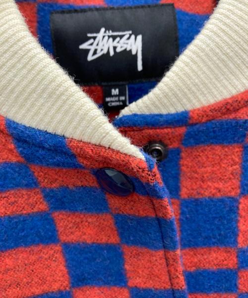 stussy（ステューシー）stussy (ステューシー) チェックスタジャン レッド×ブルー サイズ:Mの古着・服飾アイテム