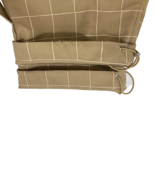 jacquemus（ジャックムス）JACQUEMUS (ジャックムス) ワイドカーゴパンツ ベージュ サイズ:52の古着・服飾アイテム