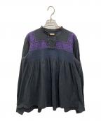 maturelyマチュアリー）の古着「Folk Embroidスモックブラウス」｜ブラック