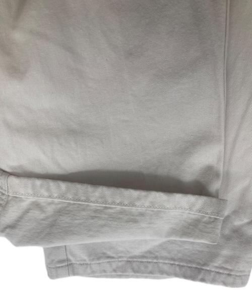 YARDSALE（ヤードセール）YARDSALE (ヤードセール) 刺繍ロゴタックパンツ ホワイト サイズ:Mの古着・服飾アイテム