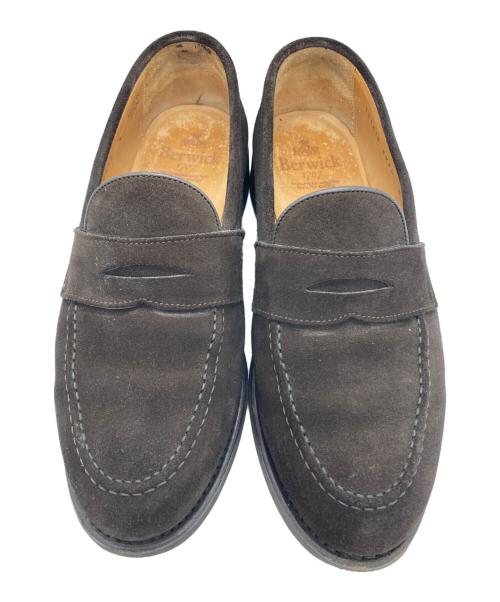 berwick（バーウィック）berwick (バーウィック) スウェードコインローファー ブラウン サイズ:8の古着・服飾アイテム
