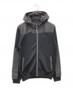 PRADAプラダ）の古着「ナイロン切替パーカー」｜ブラック