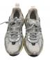 中古・古着 NIKE (ナイキ) WMNS V2K RUN シルバー×ホワイト サイズ:25.5cm：7000円