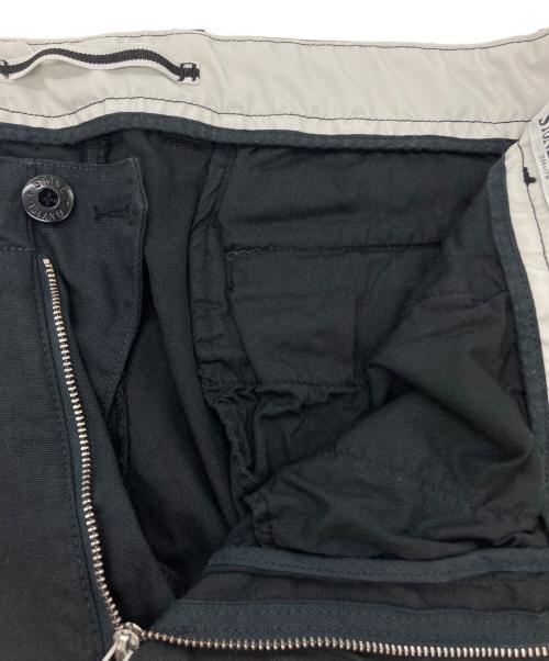 STONE ISLAND（ストーンアイランド）STONE ISLAND (ストーンアイランド) カーゴショートパンツ ブラック サイズ:W36の古着・服飾アイテム