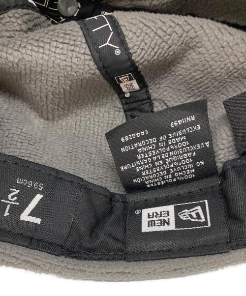 SUPREME（シュプリーム）SUPREME (シュプリーム) New Era (ニューエラ) WINDSTOPPER Earflap Logoキャップ グレー×ホワイト サイズ:SIZE 59.6CMの古着・服飾アイテム