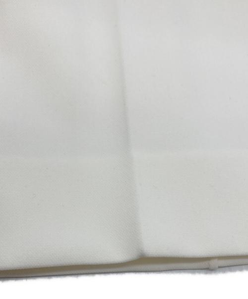 OHGA（オオガ）OHGA (オオガ) ポケットフリル テーパードパンツ アイボリー サイズ:SIZE Sの古着・服飾アイテム