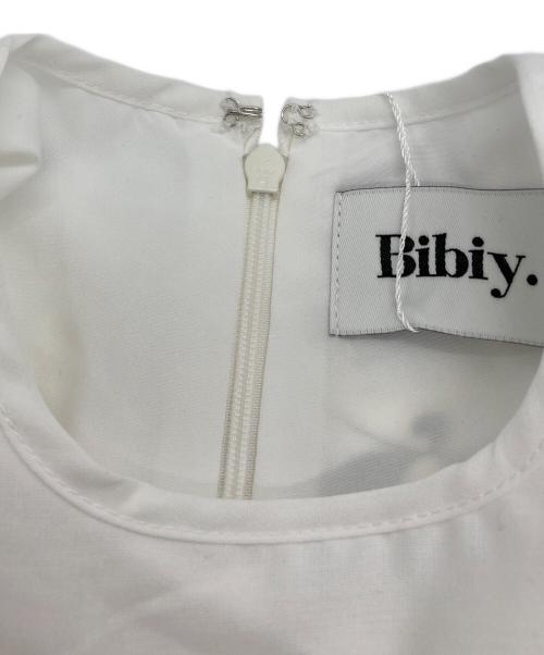 Bibiy.（ビビィ）Bibiy. (ビビィ) EMILY FLOWER BLOUSE ホワイト サイズ:FREE 未使用品の古着・服飾アイテム