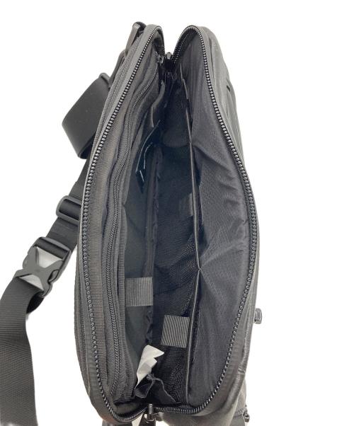 BROSKI and SUPPLY（ブロスキーアンドサプライ）BROSKI AND SUPPLY (ブロスキーアンドサプライ) ADJUST-SLING MULTI BAG ブラックの古着・服飾アイテム