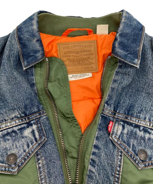 LEVI'S（リーバイス）LEVI'S (リーバイス) MA-1 ハイブリッドトラッカージャケット インディゴ×グリーン サイズ:Mの古着・服飾アイテム
