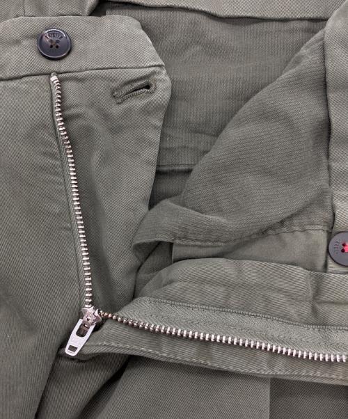 BRIGLIA 1949（ブリリア 1949）BRIGLIA 1949 (ブリリア 1949) コットンツイル ノープリーツ パンツ オリーブ サイズ:48 未使用品の古着・服飾アイテム