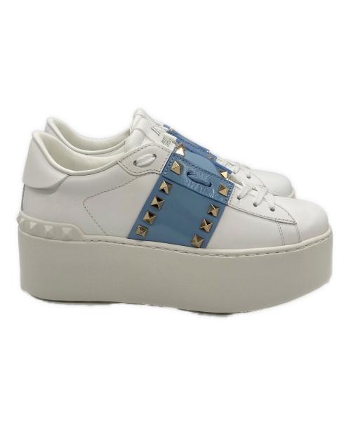 VALENTINO GARAVANI（ヴァレンティノ・ガラヴァーニ）VALENTINO GARAVANI (ヴァレンティノ・ガラヴァーニ) ROCKSTUD UNTITLED SNEAKERS ホワイト×ブルー サイズ:SIZE 37 未使用品の古着・服飾アイテム