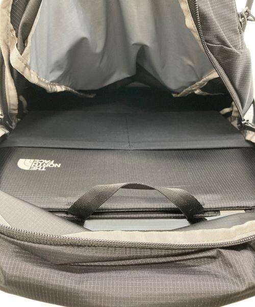THE NORTH FACE（ザ ノース フェイス）THE NORTH FACE (ザ ノース フェイス) Hazy Daypack ブラック 未使用品の古着・服飾アイテム