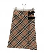 BURBERRY LONDONバーバリーロンドン）の古着「ノバチェックラップスカート」｜ベージュ