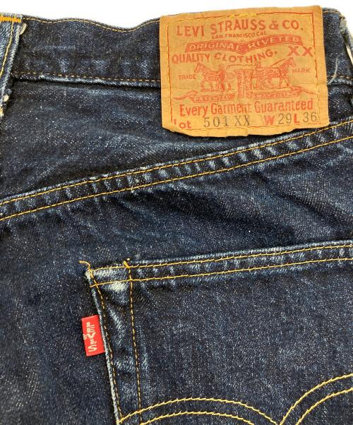 LEVI'S（リーバイス）LEVI'S (リーバイス) ［古着］501XXデニムパンツ インディゴ サイズ:W29の古着・服飾アイテム