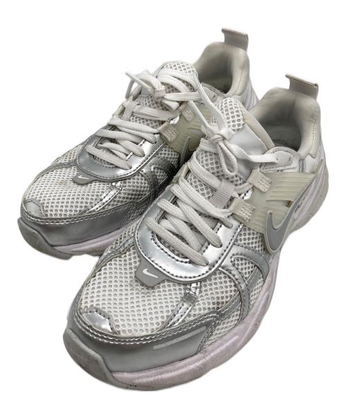 NIKE（ナイキ）NIKE (ナイキ) ナイキ V2K ラン ホワイト サイズ:24cmの古着・服飾アイテム
