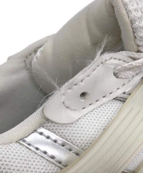 NIKE（ナイキ）NIKE (ナイキ) ナイキ V2K ラン ホワイト サイズ:24cmの古着・服飾アイテム