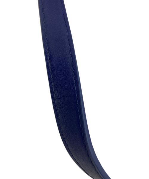 CHARLES & KEITH（チャールズアンドキース）CHARLES & KEITH (チャールズ＆キース) Duo ルーシュドカーブショルダーバッグ ネイビーの古着・服飾アイテム