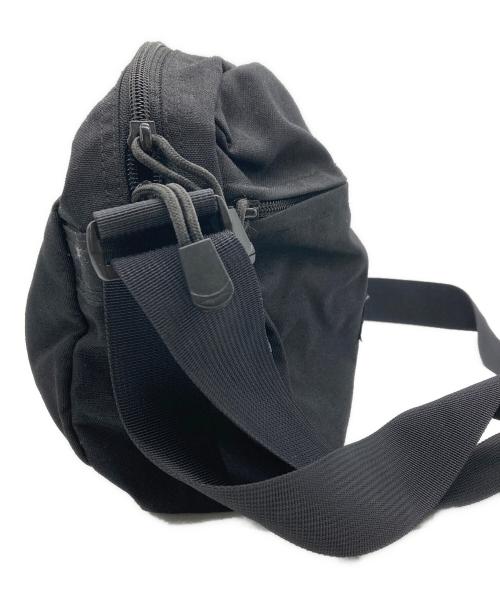 SUPREME（シュプリーム）SUPREME (シュプリーム) BOX ROGO CORDURA Shoulder Bag ブラックの古着・服飾アイテム