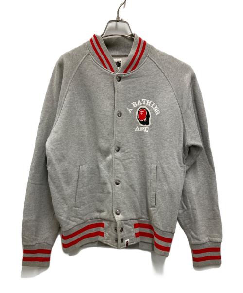 BAPE BY A BATHING APE（ベイプバイアベイシングエイプ）BAPE BY A BATHING APE (ベイプバイアベイシングエイプ) バックマルチロゴスウェットスタジャン グレー サイズ:Sの古着・服飾アイテム