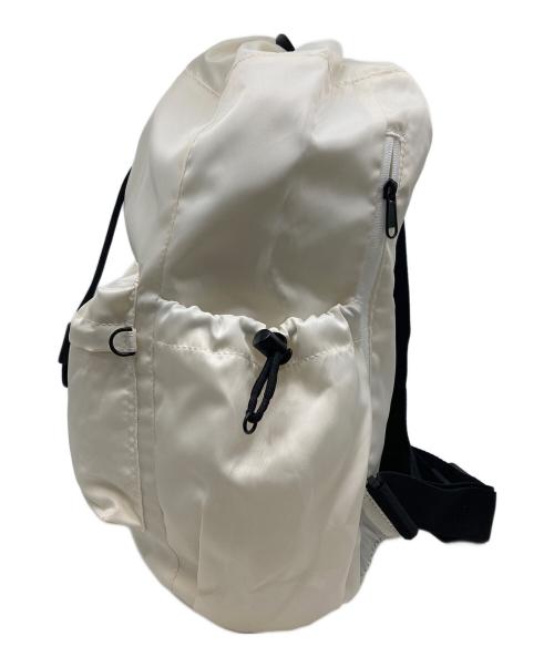 THE NORTH FACE WHITE LABEL（ザノースフェイスホワイトレーベル）THE NORTH FACE WHITE LABEL (ザノースフェイスホワイトレーベル) BONNEY MULTI PACK アイボリーの古着・服飾アイテム