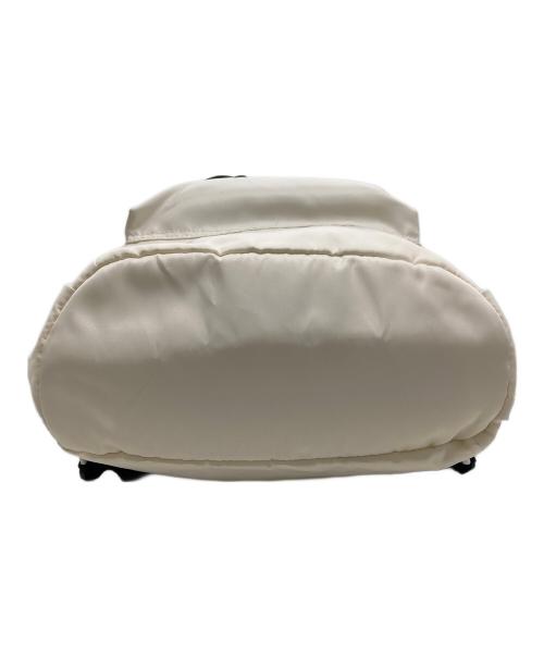 THE NORTH FACE WHITE LABEL（ザノースフェイスホワイトレーベル）THE NORTH FACE WHITE LABEL (ザノースフェイスホワイトレーベル) BONNEY MULTI PACK アイボリーの古着・服飾アイテム