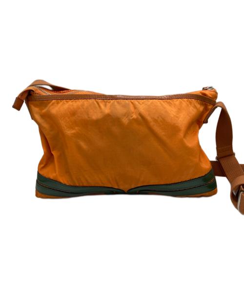 Vivienne Westwood（ヴィヴィアンウエストウッド）Vivienne Westwood (ヴィヴィアンウエストウッド) オーブナイロンショルダーバッグ オレンジの古着・服飾アイテム