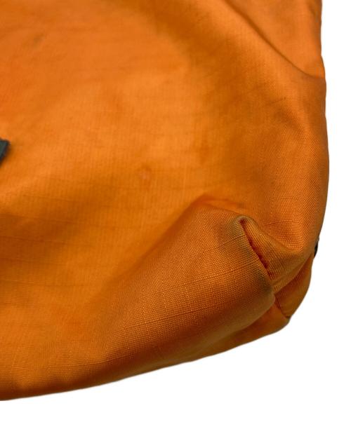 Vivienne Westwood（ヴィヴィアンウエストウッド）Vivienne Westwood (ヴィヴィアンウエストウッド) オーブナイロンショルダーバッグ オレンジの古着・服飾アイテム