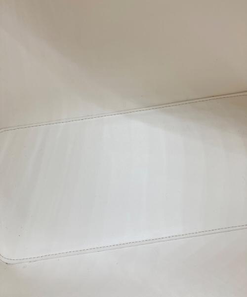 CHARLES & KEITH（チャールズアンドキース）CHARLES & KEITH (チャールズ＆キース) シャナイア ダブルハンドルスラウチーバッグ アイボリーの古着・服飾アイテム