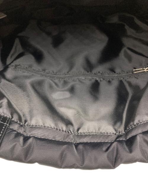 YAHKI（ヤーキ）YAHKI (ヤーキ) ナイロントートバッグ ブラックの古着・服飾アイテム