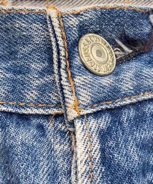 LEVI'S（リーバイス）LEVI'S (リーバイス) ［古着］501 デニムパンツ インディゴ サイズ:W28(実寸74cm)の古着・服飾アイテム