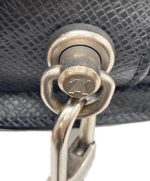 LOUIS VUITTON（ルイ ヴィトン）LOUIS VUITTON (ルイ ヴィトン) タイガ バイカル アルドワーズ セカンドバッグ ブラックの古着・服飾アイテム