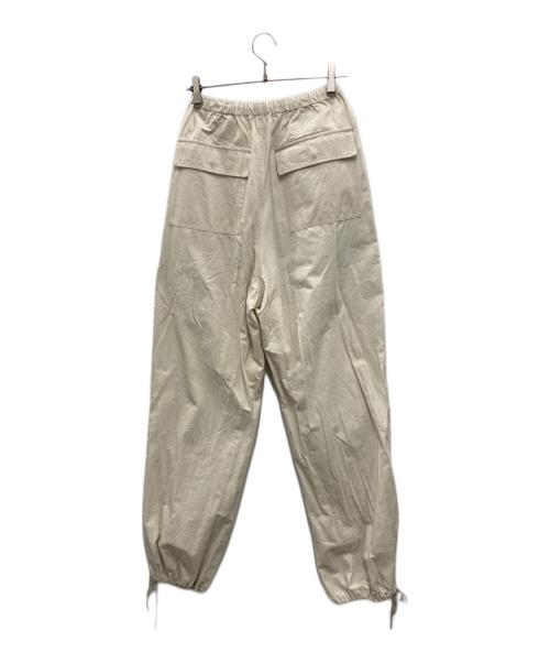 THE SHISHIKUI（シシクイ）THE SHISHIKUI (シシクイ) PARACHUTE PANTS ベージュ サイズ:Mの古着・服飾アイテム