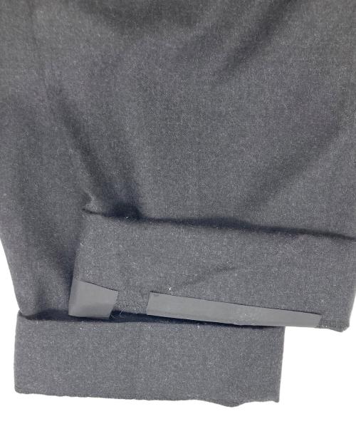 Maison Martin Margiela（メゾンマルタンマルジェラ）Maison Martin Margiela (メゾンマルタンマルジェラ) ウールオーバーラップパンツ グレー サイズ:SIZE 42の古着・服飾アイテム
