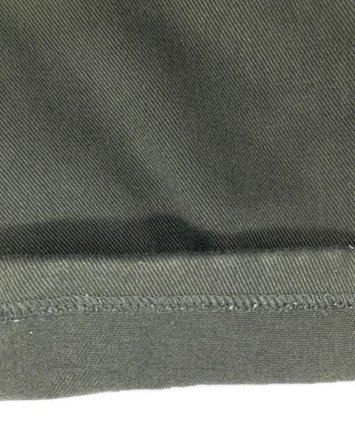 UNIVERSAL OVERALL（ユニバーサルオーバーオール）UNIVERSAL OVERALL (ユニバーサルオーバーオール) JOURNAL STANDARD relume (ジャーナルスタンダード レリューム) ヘリテージライン 別注 2タックトラウザー グリーン サイズ:Mの古着・服飾アイテム