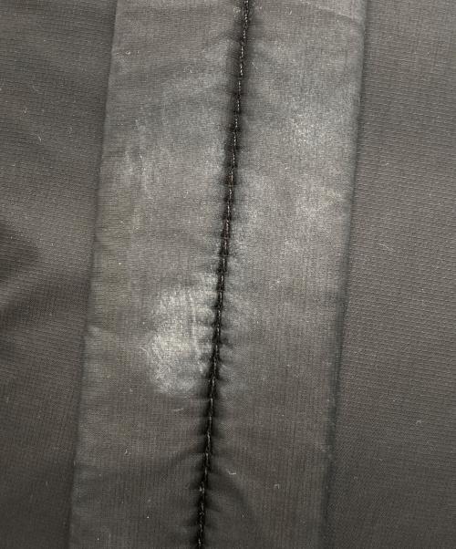 LeSportsac（レスポートサック）LeSportsac (レスポートサック) Libertine (リバティーン) FRINGE RYAN BACKPACK ブラックの古着・服飾アイテム