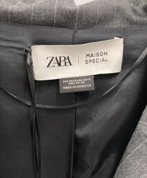 ZARA（ザラ）ZARA (ザラ) MAISON SPECIAL (メゾンスペシャル) ストライプ ディストラクト ブレザー グレー サイズ:XS/Sの古着・服飾アイテム