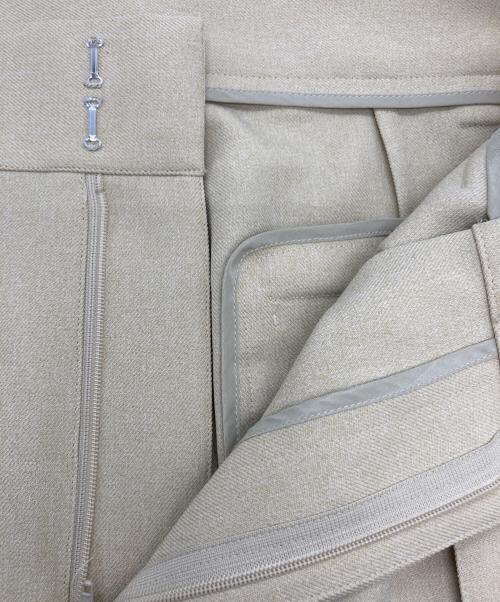 cygne（シーニュ）cygne (シーニュ) ハイウエストタックワイドパンツ ベージュの古着・服飾アイテム