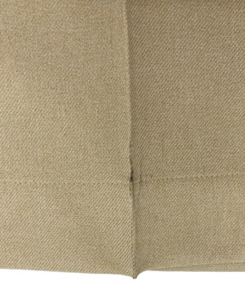 cygne（シーニュ）cygne (シーニュ) ハイウエストタックワイドパンツ ベージュの古着・服飾アイテム