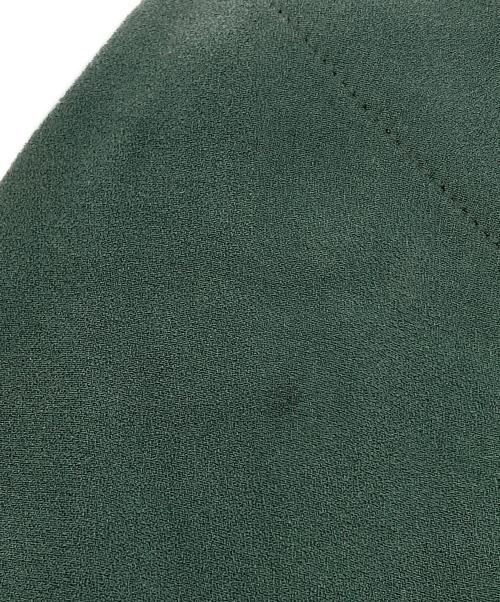 ISSEY MIYAKE（イッセイミヤケ）ISSEY MIYAKE (イッセイミヤケ) 半袖デザインブラウス グリーン サイズ:3の古着・服飾アイテム