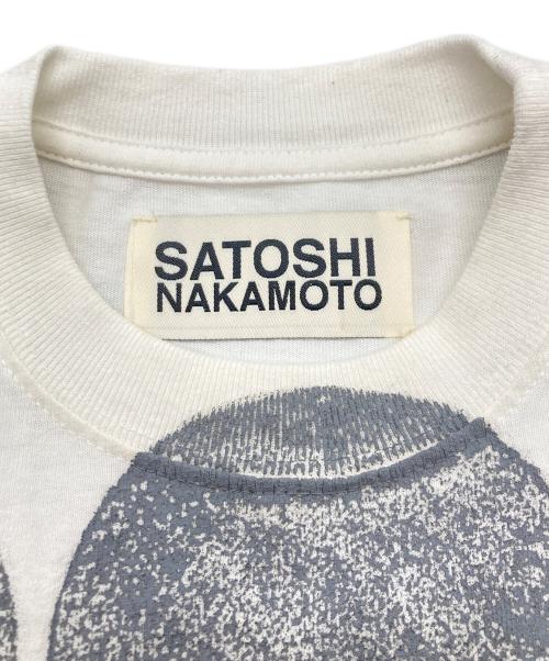 SATOSHI NAKAMOTO（サトシ ナカモト）SATOSHI NAKAMOTO (サトシ ナカモト) LOST BOYS TEE ホワイト サイズ:S 未使用品の古着・服飾アイテム