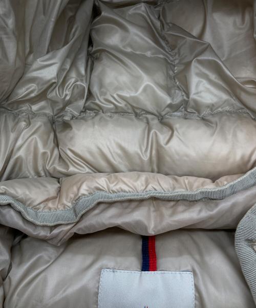 MONCLER（モンクレール）MONCLER (モンクレール) MONCLER ダウンコート ベージュ サイズ:1の古着・服飾アイテム