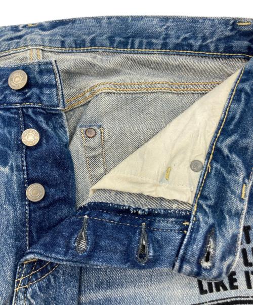 Hysteric Glamour（ヒステリックグラマー）Hysteric Glamour (ヒステリックグラマー) SP加工MULTIガール プリントスタッズデニムパンツ インディゴ サイズ:W32の古着・服飾アイテム