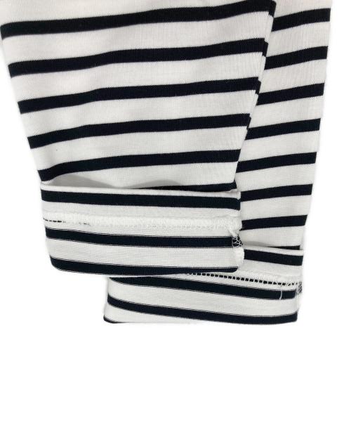 rosy monster（ロージーモンスター）rosy monster (ロージーモンスター) fish shell button border tops ホワイト×ブラック サイズ:FREE 未使用品の古着・服飾アイテム