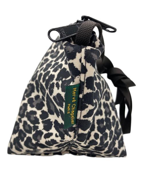 Herve Chapelier（エルベシャプリエ）Herve Chapelier (エルベシャプリエ) レオパード柄Mini Pochette アイボリー×ブラックの古着・服飾アイテム