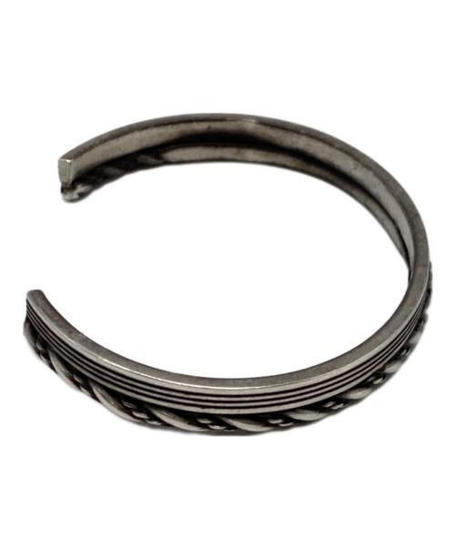 Saint Laurent Paris（サンローランパリ）Saint Laurent Paris (サンローランパリ) Silver-tone Open Bracelet In Metalの古着・服飾アイテム