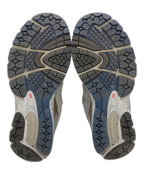 NEW BALANCE（ニューバランス）NEW BALANCE (ニューバランス) M2002RVA グレー サイズ:UK8.5の古着・服飾アイテム